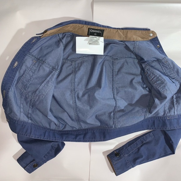 CHANEL 01A size 36 light weight DENIM JACKET - Picture 9 of 14